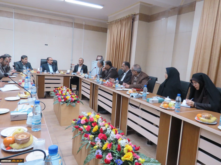 حضور استاندار سمنان در جمع دانشجو معلمان پردیس های استانی 4