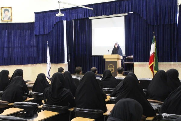 مراسم تکرسم و معارفه مسئولین بسیج دانشجویی پردیس الزهرا (س) سمنان  7