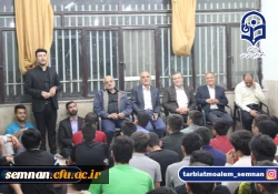 دیدار صمیمانه دکتر کریم با دانشجویان سرای دانشجویی 5