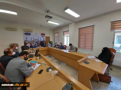 نشست تخصصی در خصوص بررسی و رفع موانع و مشکلات زمین های دانشگاه فرهنگیان استان سمنان 