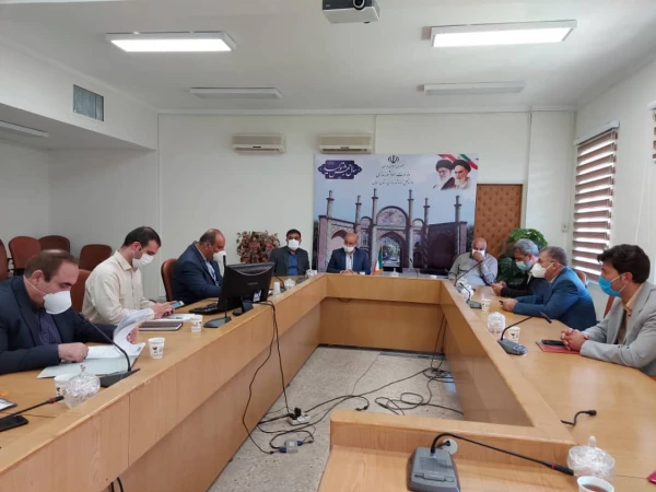 نشست تخصصی در خصوص بررسی و رفع موانع و مشکلات زمین های دانشگاه فرهنگیان استان سمنان  9