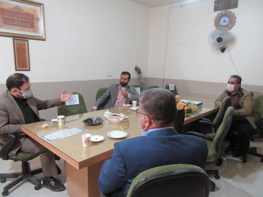 جلسه مشترک مدیریت پردیس های استان سمنان با مدیر هسته گزینش اداره کل آموزش و پرورش 4