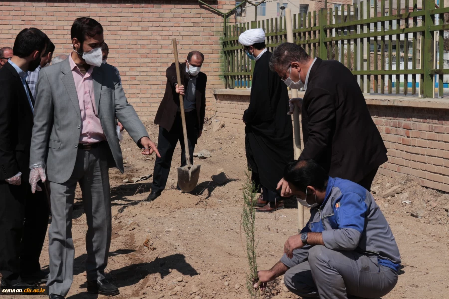 برگزاری مراسم روز درختکاری در پردیس شهیدرجایی  7