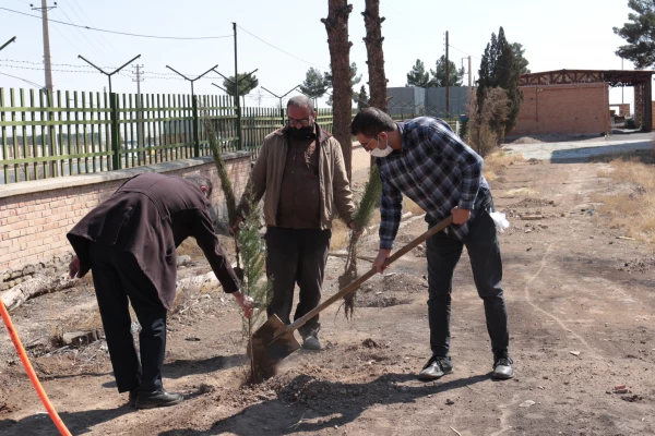 برگزاری مراسم روز درختکاری در پردیس شهیدرجایی  9