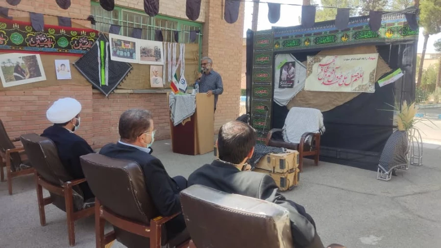 مراسم گرامیداشت آغاز هفته دفاع مقدس در پردیس شهید رجایی سمنان 4