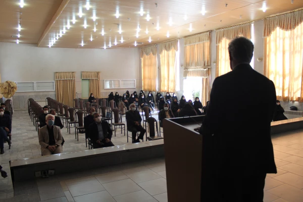 برگزاری آیین استقبال از دانشجو معلمان در سال تحصیلی 1400 در پردیس های استان سمنان 12