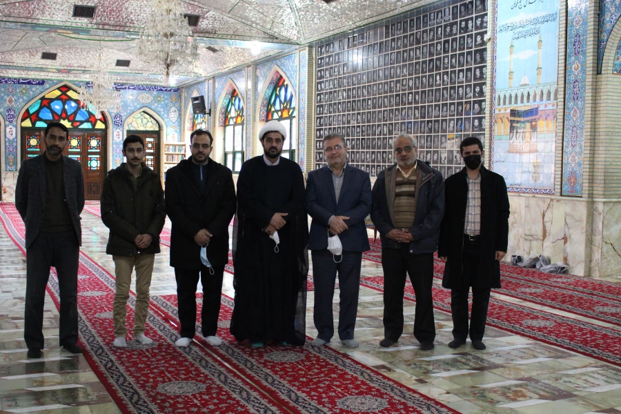 زیارت قبور شهدا 2