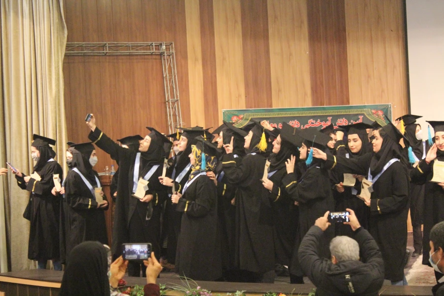 برگزاری آیین دانش آموختگی دانشجو معلمان ورودی 96و95 پردیس های استان سمنان 15