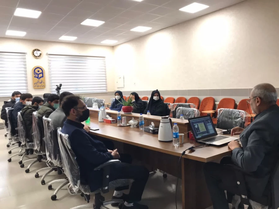 برگزاری کارگاه بالندگی فن بیان و سخنوری و سبک زندگی ایثارگران 3