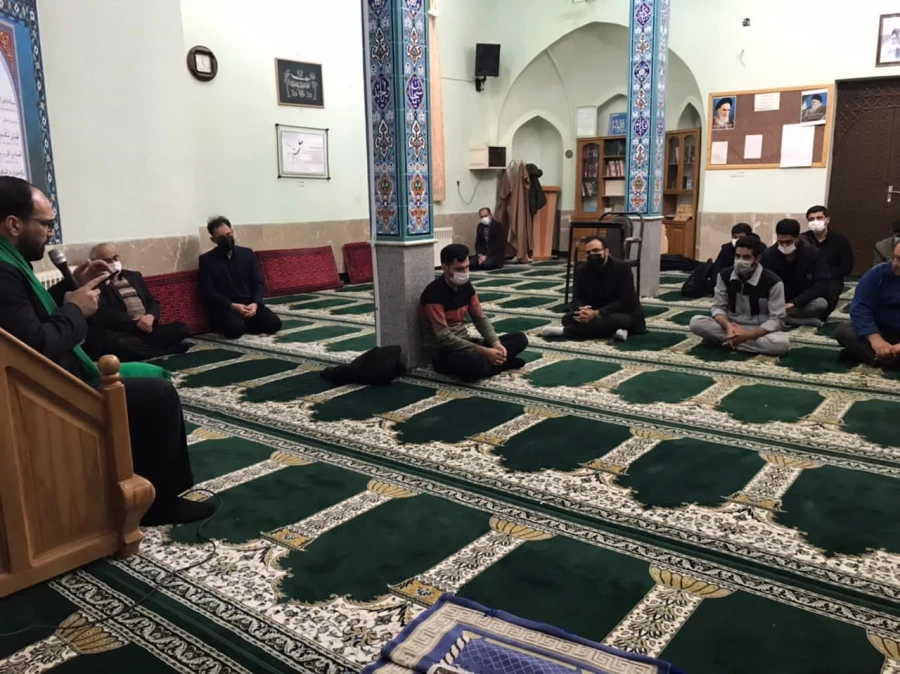 برگزاری مراسم شهادت حضرت زهرا (س) در پردیس شهید رجایی سمنان 3