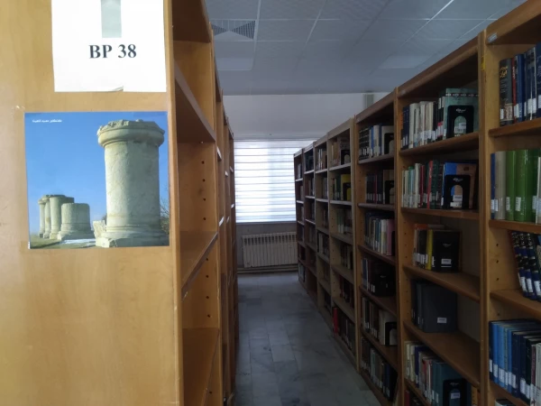 تجهیز کتابخانه و سالن مطالعه پردیس شهید رجایی به پرده های جدید 2