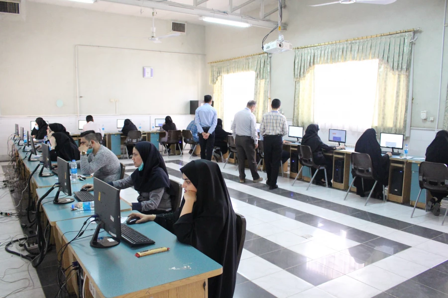 برگزاری آزمون حضوری الکترونیکی مهارت آموزان در پردیس شهید رجایی سمنان 5