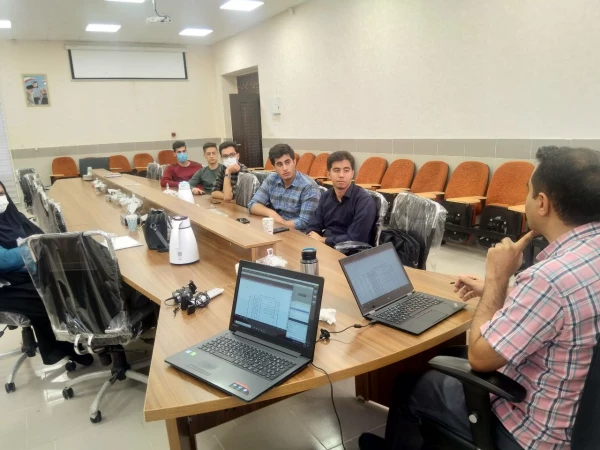 برگزاری کارگاه "چرا نباید در مقطع کارشناسی ارشد علوم تربیتی ادامه تحصیل داد" 3