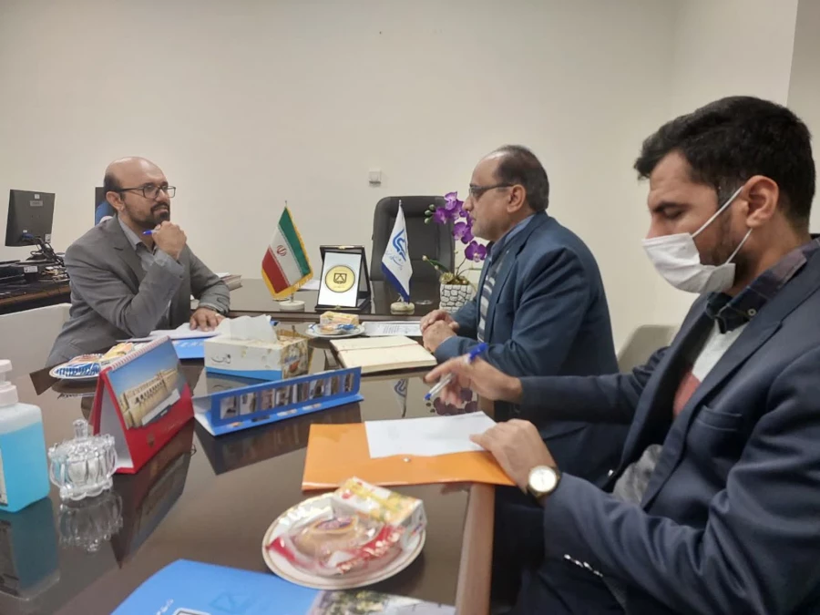 جلسه کارشناسان و مدیر پژوهش پردیس شهید رجایی با کتابخانه مرکزی دانشگاه سمنان 7