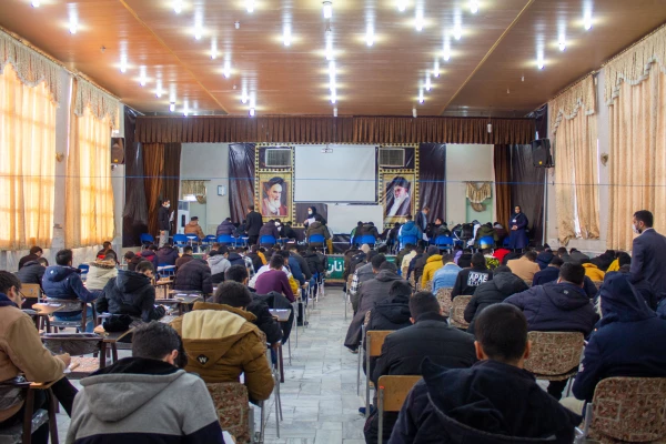 شروع امتحانات پردیس شهید رجایی سمنان 3