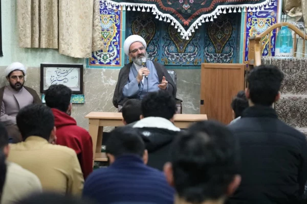 دیدار امام جمعه محترم با دانشجو معلمان پردیس شهیدرجایی 2