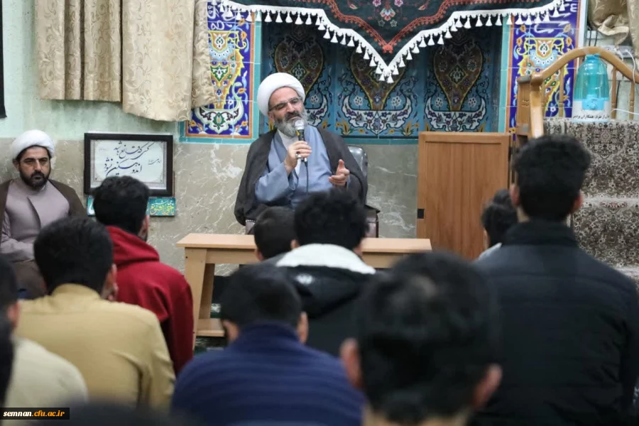 دیدار امام جمعه محترم با دانشجو معلمان پردیس شهیدرجایی 2