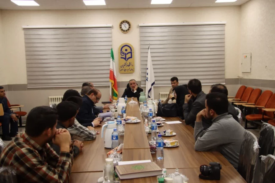 بازدید استاندار سمنان از پردیس شهید رجایی و جلسه هیات امنای دانشگاه 4