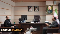 نشست صمیمی معاون توسعه منابع و امور دانشجویی پردیس شهید رجایی سمنان با مدیر کل امور مالیاتی استان سمنان
 2