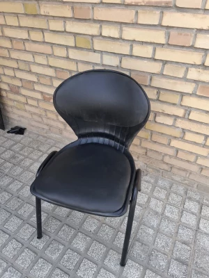 تهیه تخت، کمد و صندلی مطالعه 8