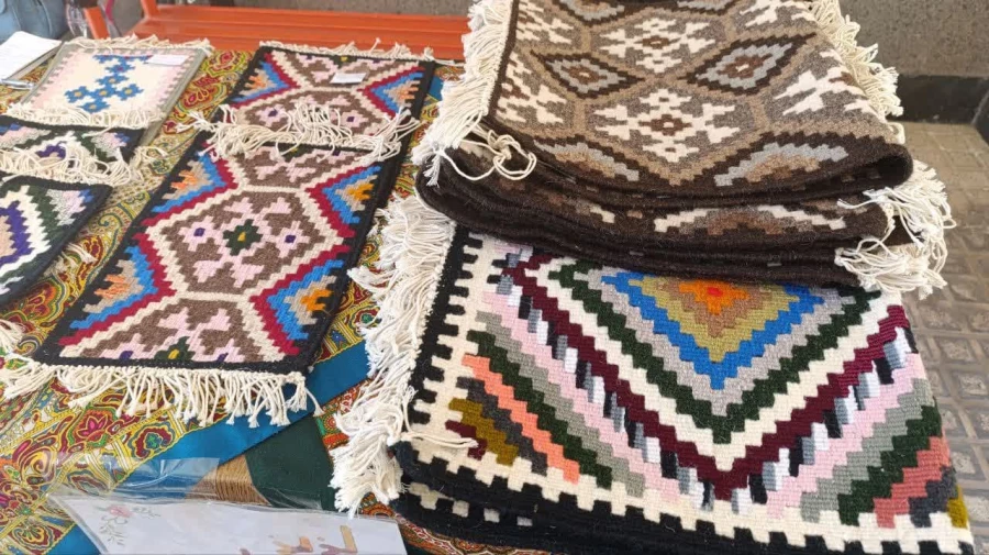 برگزاری بازارچه صنایع دستی و خوراکی 3