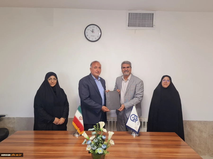 انعقاد تفاهم نامه همکاری بین دانشگاه فرهنگیان استان سمنان و پارک علم و فن آوری دانشگاه سمنان 3