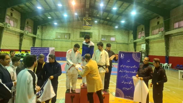 کسب دو مقام ارزشمند توسط دانشجو معلمان  پردیس شهید رجایی در مسابقات قهرمانی دانشجویان پسر دانشگاه ها و موسسات آموزش عالی منطقه ۹ کشور در رشته های کاراته و دو و میدانی 8