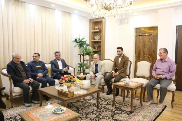 دیدار و تجلیل مدیرکل آموزش و پرورش استان سمنان از پیشکسوت فرهنگی و رئیس اسبق دانشگاه فرهنگیان سمنان 4
