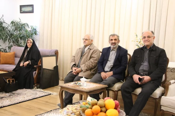 دیدار و تجلیل مدیرکل آموزش و پرورش استان سمنان از پیشکسوت فرهنگی و رئیس اسبق دانشگاه فرهنگیان سمنان 7
