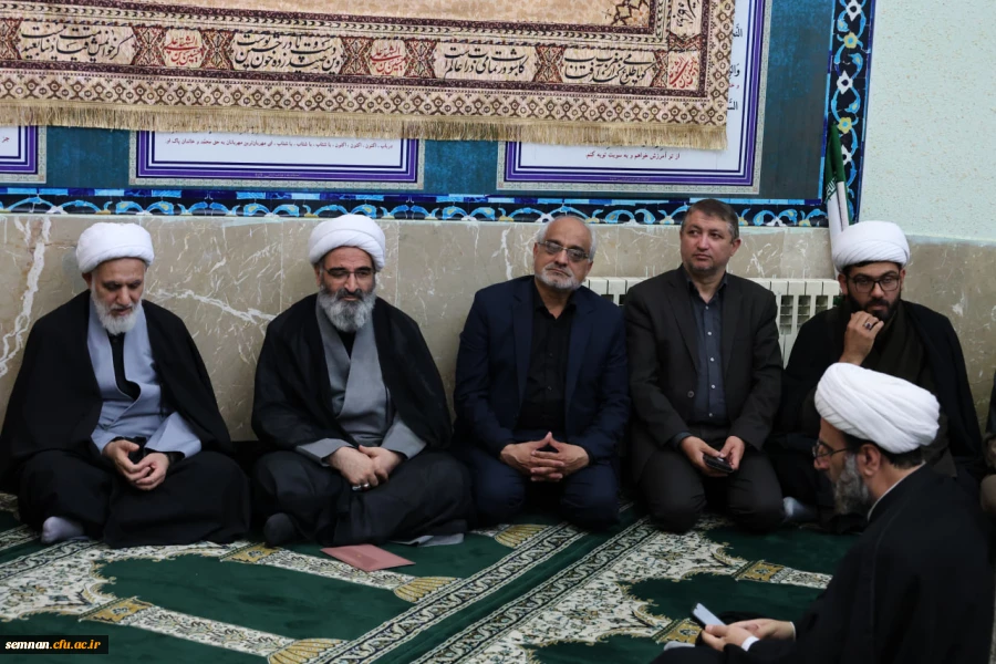 برگزاری مراسم بزرگداشت اربعین شهادت امام خامنه ای (قدس سره) در دانشگاه فرهنگیان استان سمنان 5
